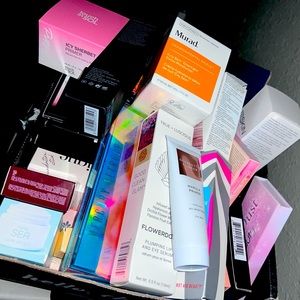 BUNDLE OF NAME BRAND MAKEUP WORTH OVER $1300